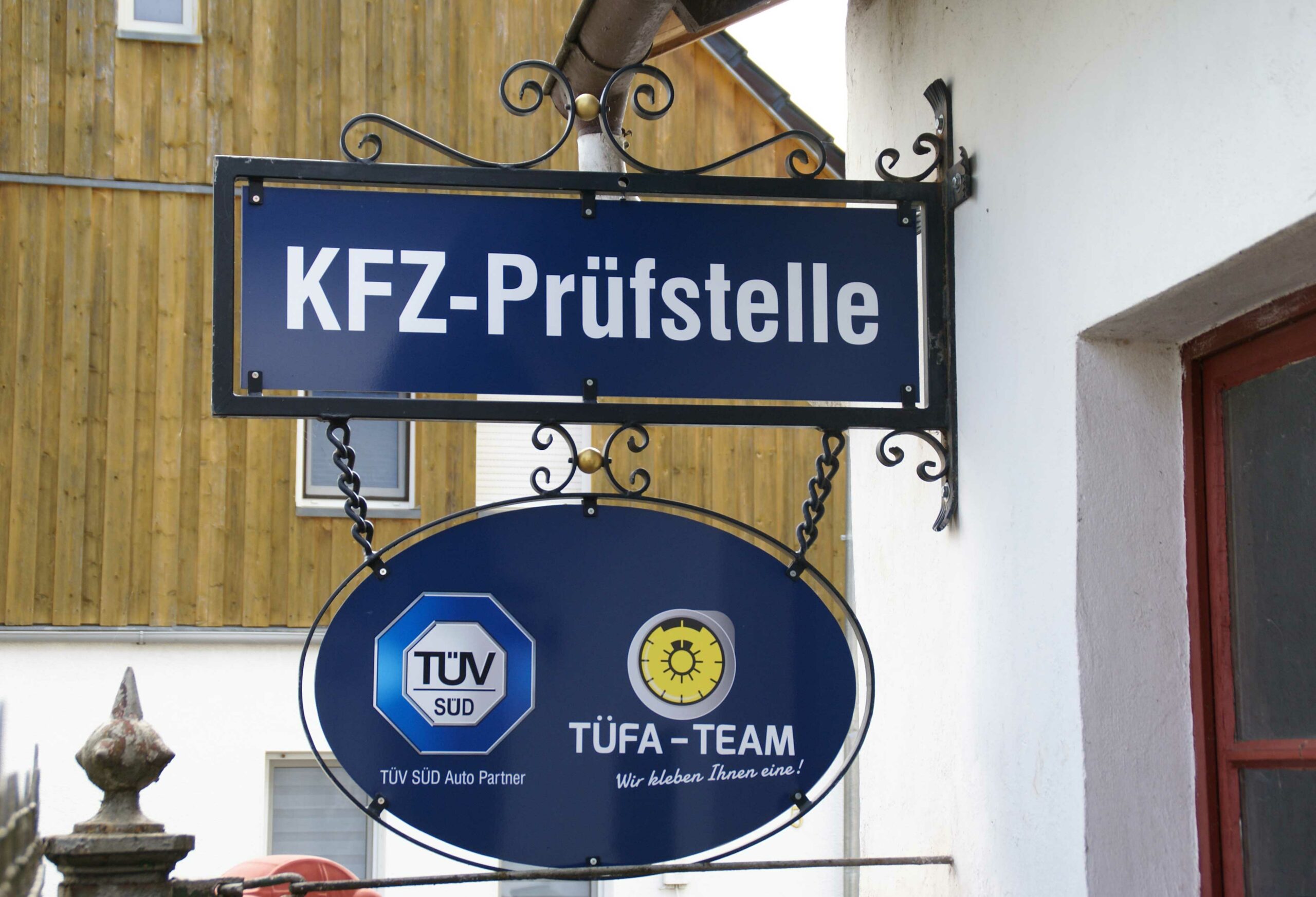 Kfz-Prüfstelle in Hungen – TÜFA-TEAM